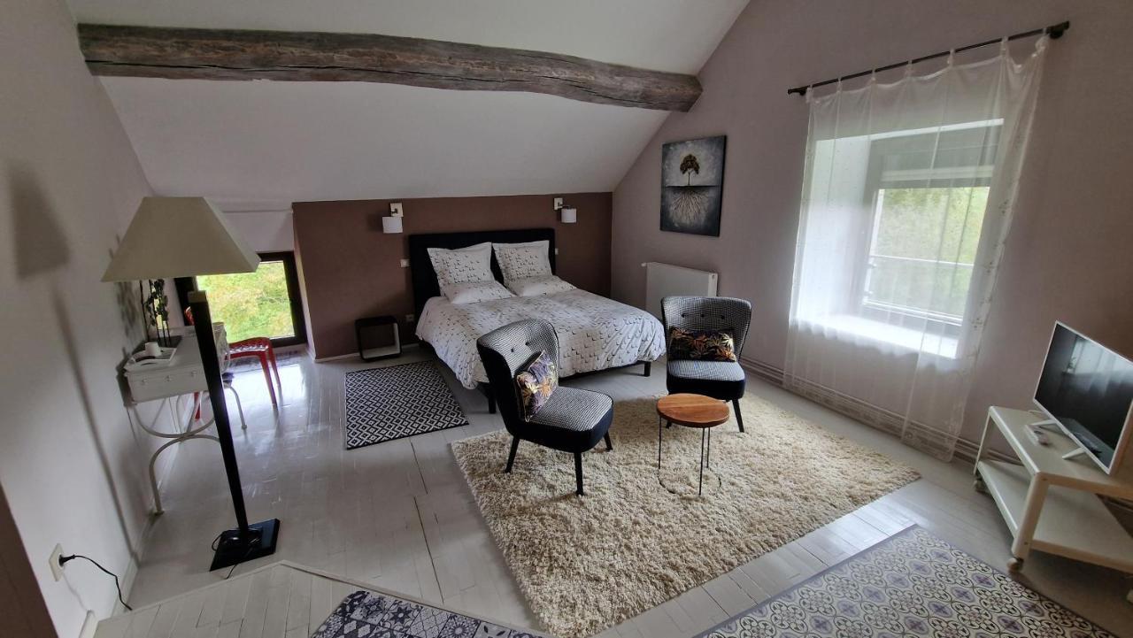 Comberjon Domaine Le Puits Du Moulin Bed & Breakfast エクステリア 写真